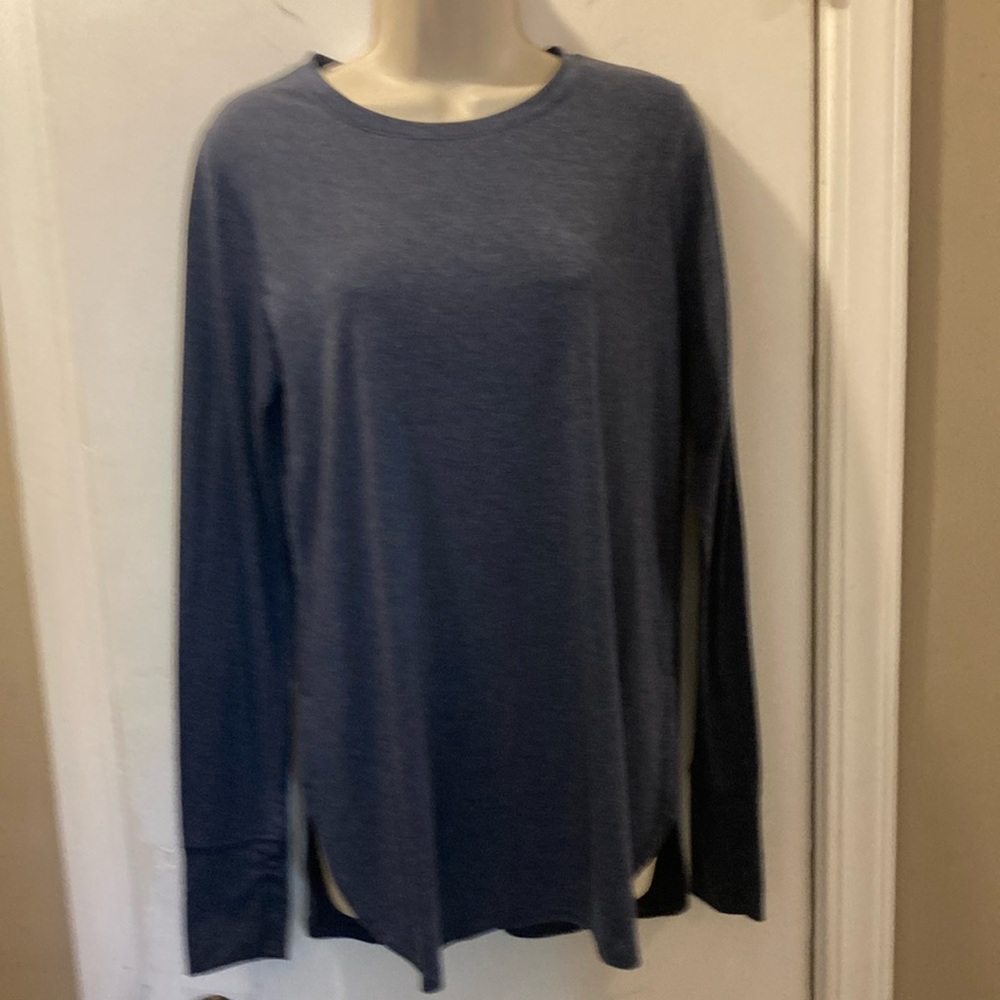 Tek Gear small Charcoal Long Sleeve athletic Top 25-298-1